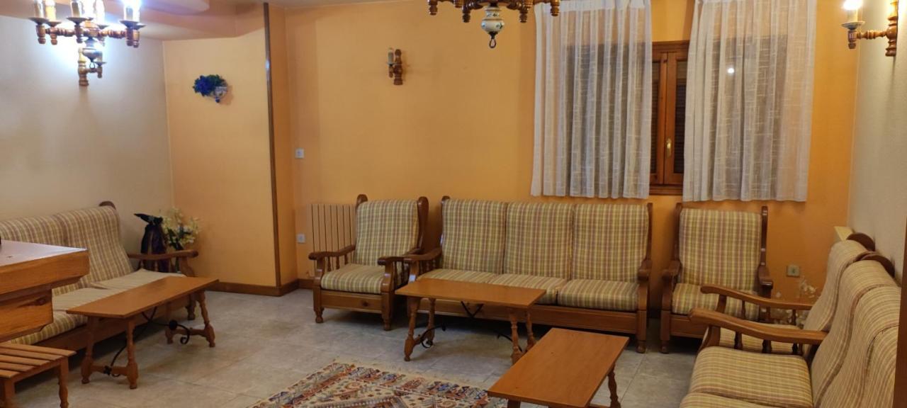 Apartamentos Lausan Gavín Εξωτερικό φωτογραφία