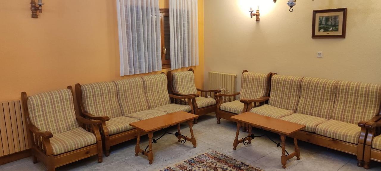 Apartamentos Lausan Gavín Εξωτερικό φωτογραφία